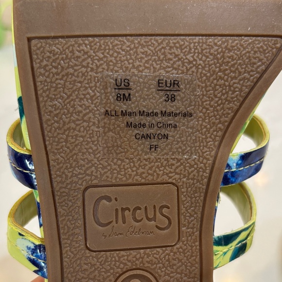 Circus by Sam Edelman Yellow and Blue Floral Sandals Size 8 - Picture 8 of 11